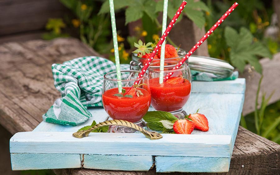 Strawberry daquiris web