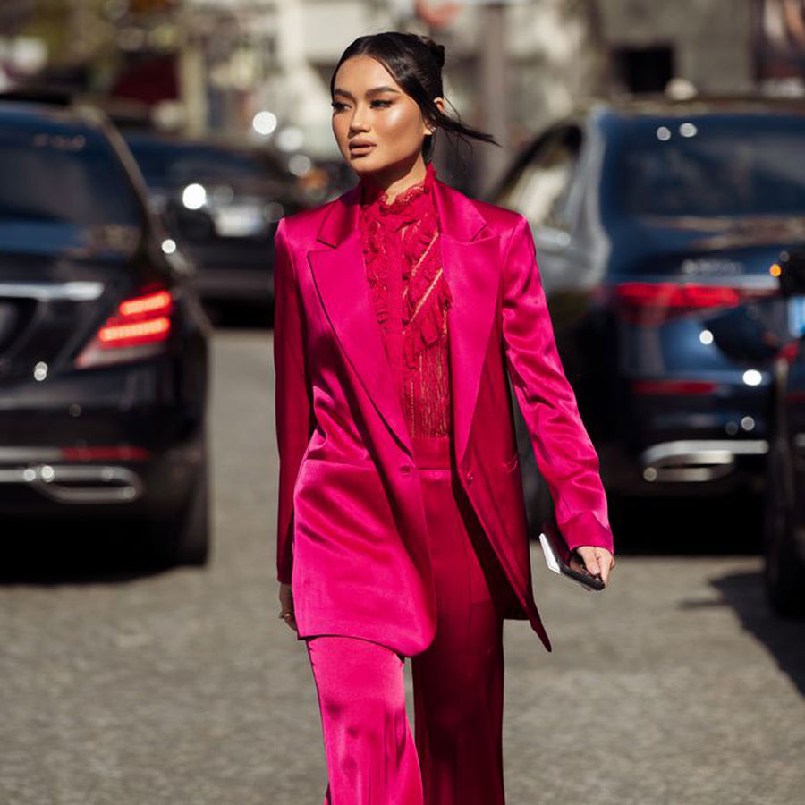 viva magenta fashion