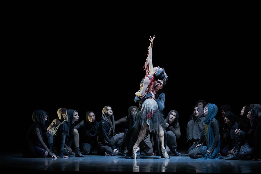 Principals Ana Gallardo Lobaina as The Firebird and Joshua Guillemot Rodgerson as Arrow with RNZB company members