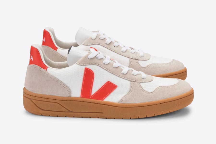 VEJA V-10 B-Mesh (RRP $219) infinite definite 5
